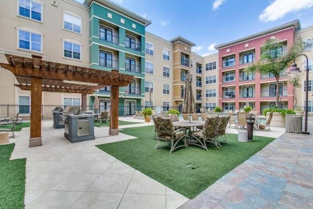 Modern Condo Near Texas Medical Center W Free Parking Houston Extérieur photo